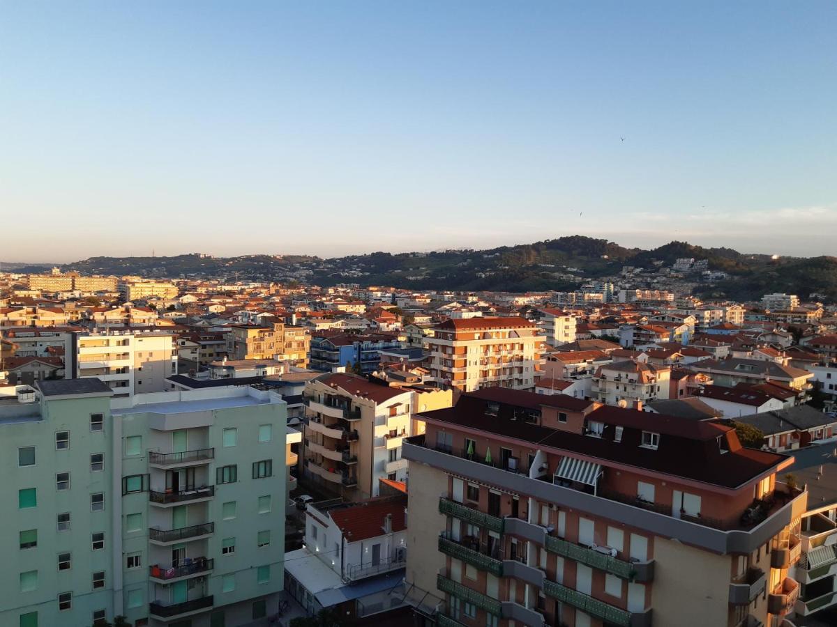 La Terrazza Sul Mare Daire Montesilvano Marina Dış mekan fotoğraf