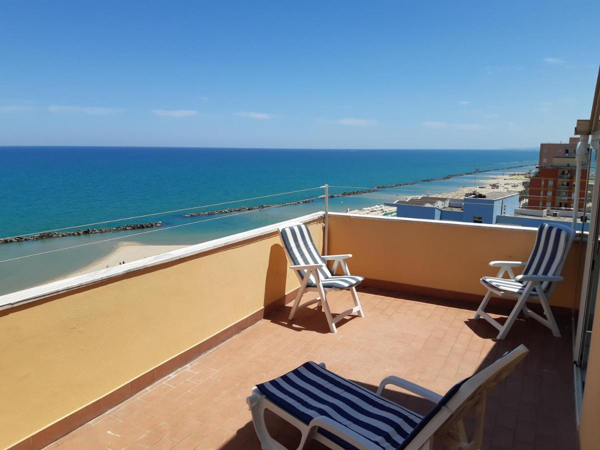 La Terrazza Sul Mare Daire Montesilvano Marina Dış mekan fotoğraf